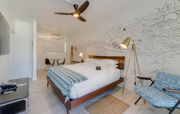 Plunge Beach Hotel image 24